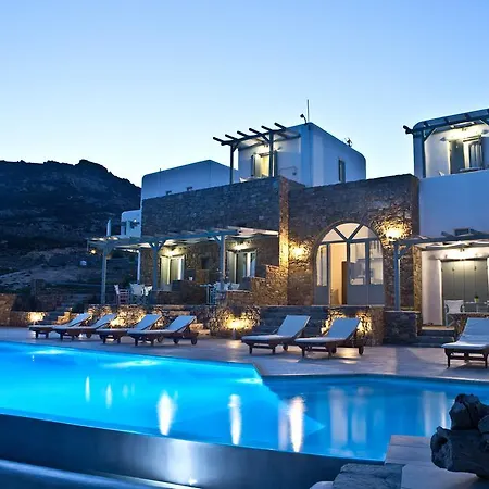 Niriides Homes & 4* Elia (Mykonos)