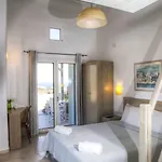 شقة فندقية Niriides Homes &