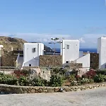 アパートホテル Niriides Homes & Elia (Mykonos)
