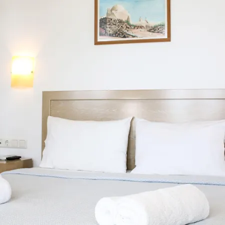 Niriides Homes & Apartahotel