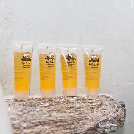 Niriides Homes & Apartahotel 4*