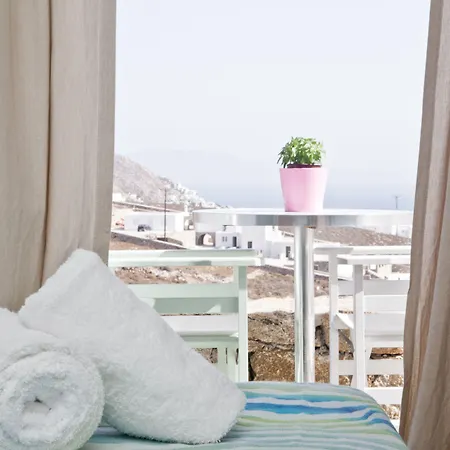 Apartahotel Niriides Homes &