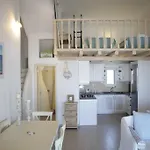 Niriides Homes & Aparthotel 4*