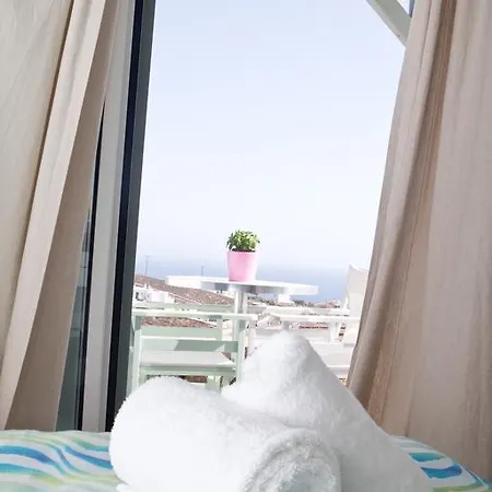 Niriides Homes & 3* Elia (Mykonos)