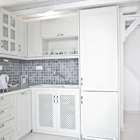 Hotel apartamentowy Niriides Homes & 4*