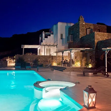 Niriides Homes & 3* Elia (Mykonos)
