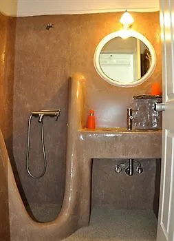Niriides Homes & Aparthotel 3*