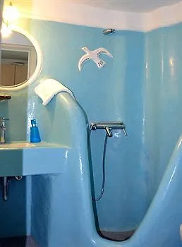 Niriides Homes & Apartahotel 4*