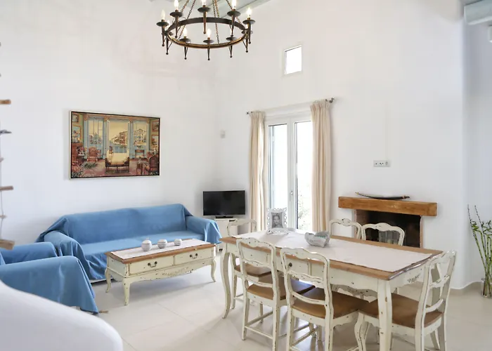 Niriides Homes & 4* Elia (Mykonos)