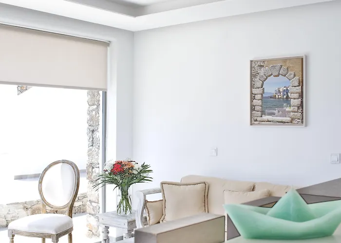 Niriides Homes & Apartahotel Elia (Mykonos)