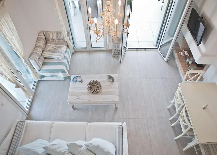 Niriides Homes & Apartahotel Elia (Mykonos)