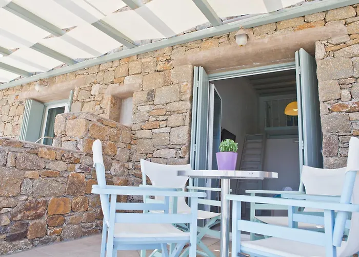 Niriides Homes & Apartahotel