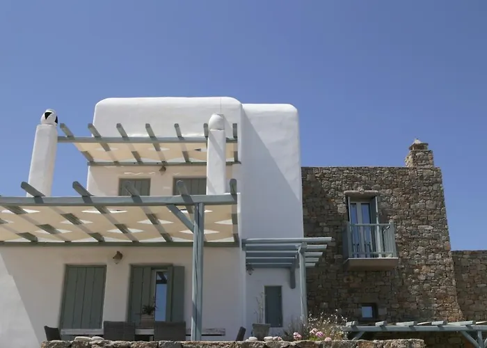 Niriides Homes & 4* Elia (Mykonos)