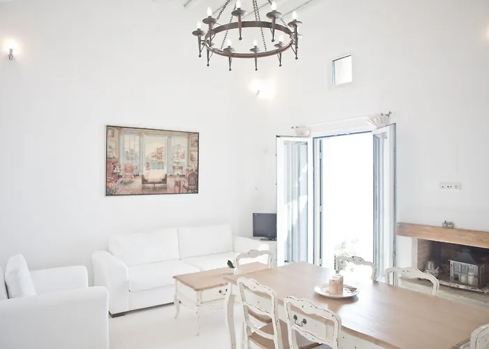 Hotel apartamentowy Niriides Homes & 4*